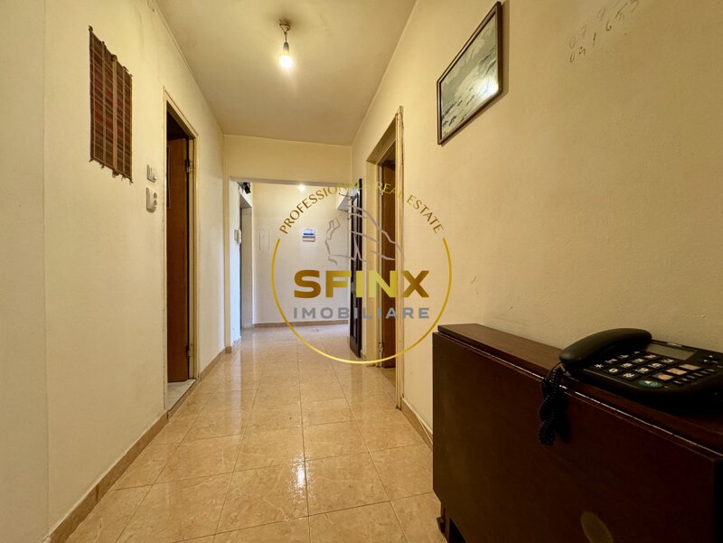 Iancului, 2 camere decomandat, logie 9.4 mp, 1979.